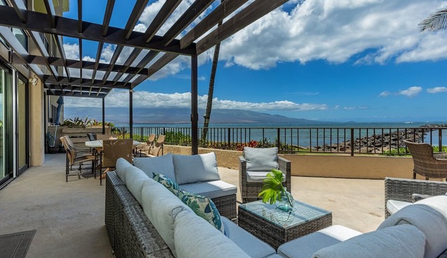Stunningly Spacious 4-Bedroom Condo With Extra Large Panoramic Ocean View Lanai