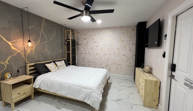 Busch Gardens Bliss Suite -2 in Tampa
