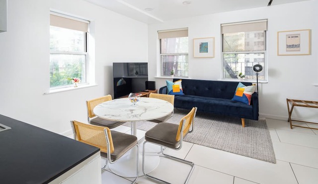 Beautiful 2 beds Apt in Midtown NYC #301