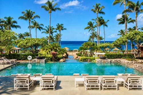 The Resort at Kapalua Bay Ocean View 3 BR Sleeps 14 Luxury Resort Living Complimentary Car with 6 Nights MON-2206 by KBM