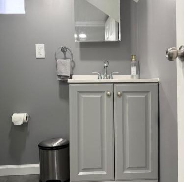 1 BDR Basement Apartment