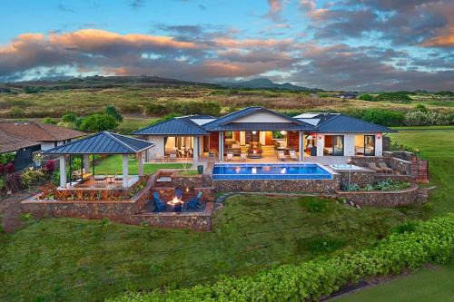 Private Luxury 6-bedroom Villa in Kukuiula, Panoramic Ocean View, Heated infinity pool, SPA, Sleep up to 22