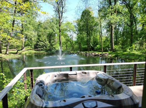 The Roundtop Chalet romantic couples getaway